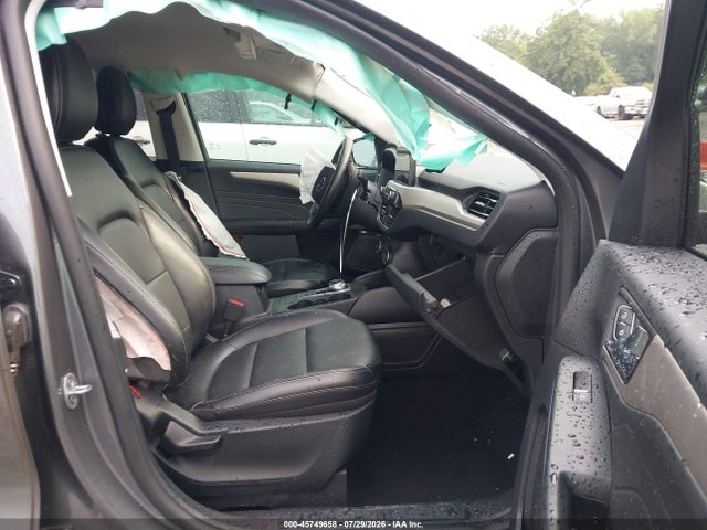2022 FORD ESCAPE SEL 5
