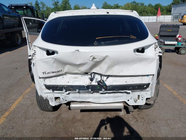 2019 HYUNDAI TUCSON SE 6