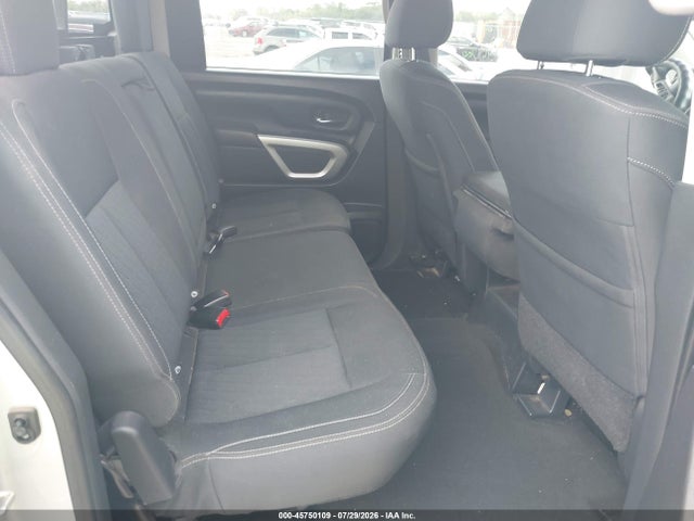 2018 NISSAN TITAN SV 8