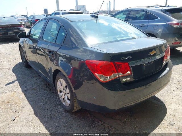 صورة 3 لـ 2015 Chevrolet CRUZE LS AUTO