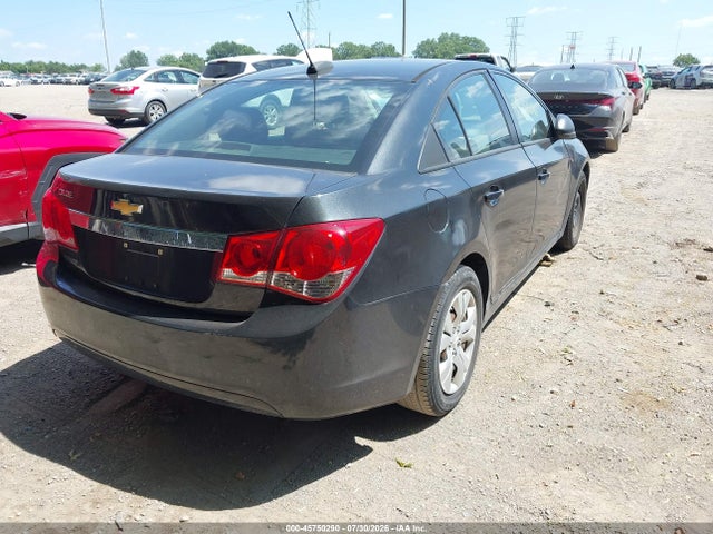 صورة 4 لـ 2015 Chevrolet CRUZE LS AUTO