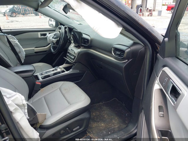 2021 FORD EXPLORER XLT 5