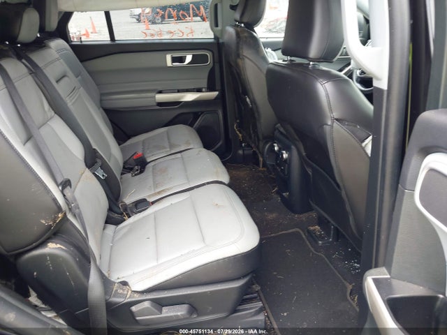 2021 FORD EXPLORER XLT 8