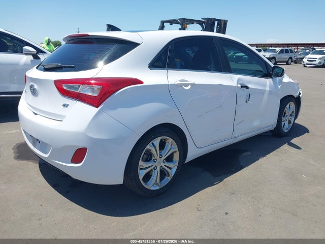 2015 Hyundai ELANTRA GT — фото 4