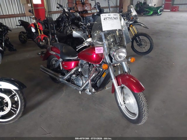 2004 HONDA VT1100 C2