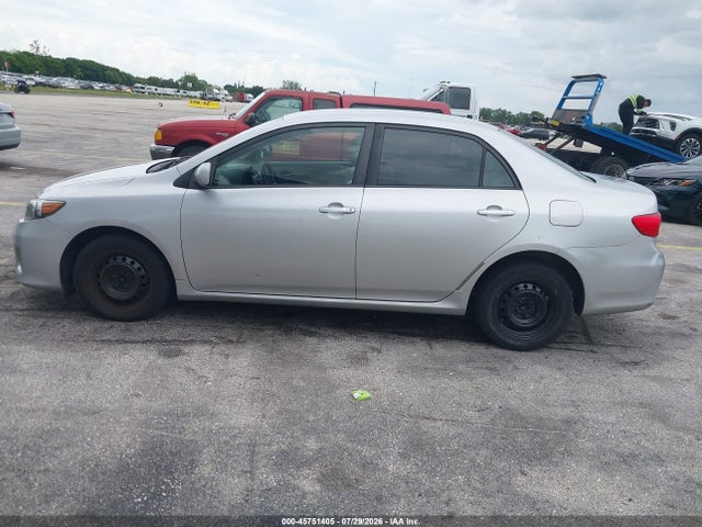 صورة مصغرة 14 لـ 2012 Toyota COROLLA LE