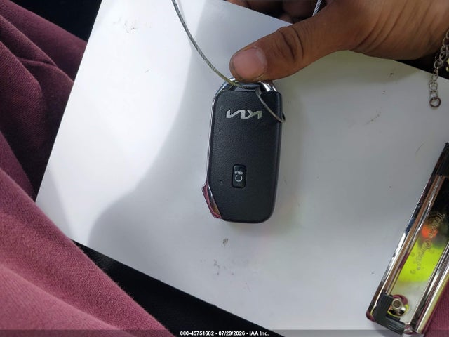 2025 KIA SPORTAGE X-LINE 11