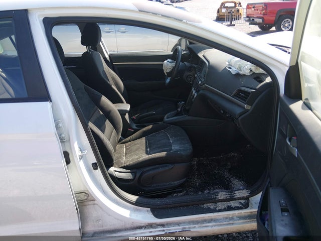 2019 HYUNDAI ELANTRA SEL 5