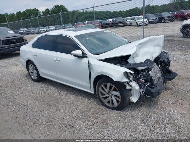 2018 VOLKSWAGEN PASSAT 2.0T SE