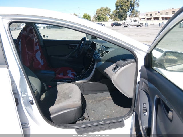2015 Hyundai ELANTRA SE 照片 5