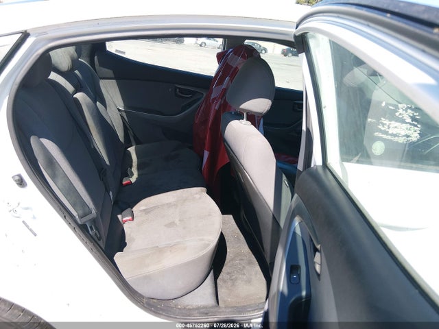 2015 Hyundai ELANTRA SE 照片 8