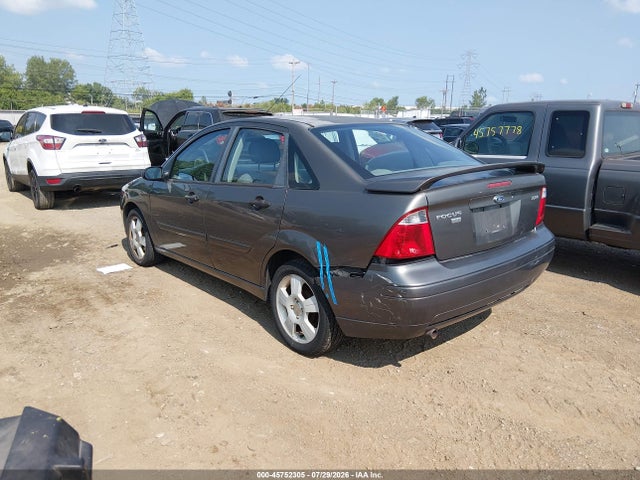 صورة 3 لـ 2005 FORD FOCUS ZX4