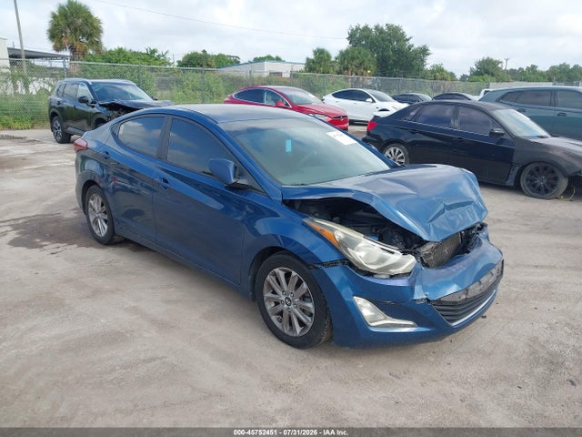 2014 HYUNDAI ELANTRA SE