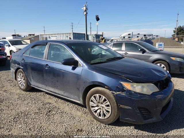 2014 TOYOTA CAMRY LE