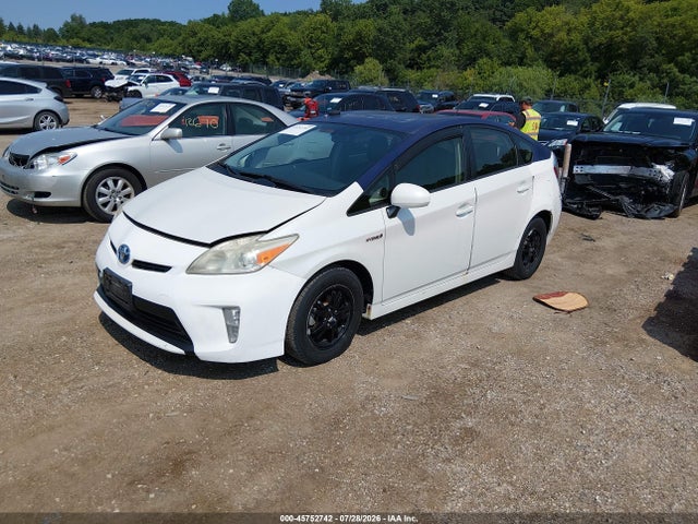2012 Toyota PRIUS TWO — фото 2