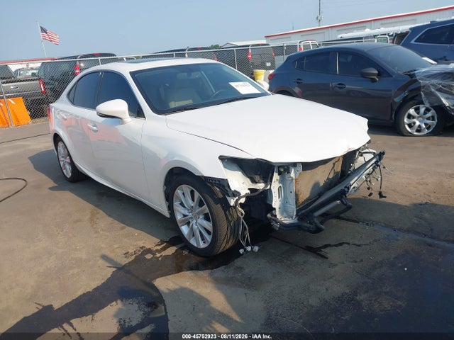 2016 LEXUS IS 