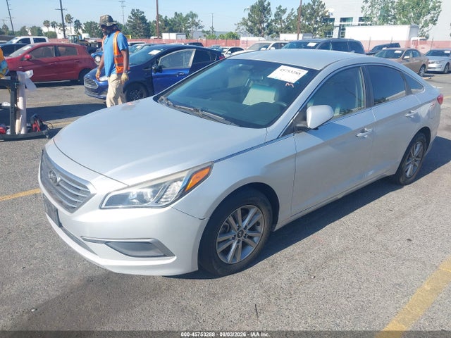 2016 Hyundai SONATA SE — фото 2