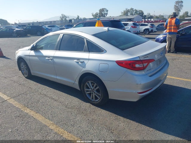 2016 Hyundai SONATA SE — фото 3