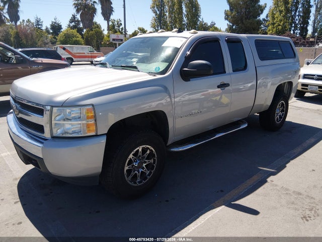 صورة 2 لـ 2008 Chevrolet SILVERADO 1500 WORK TRUCK