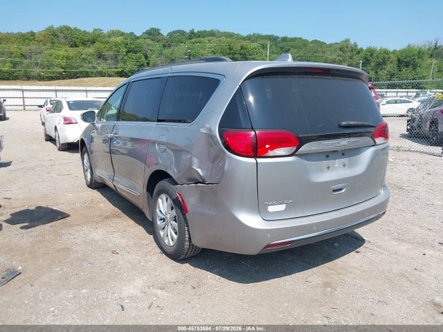 2017 CHRYSLER PACIFICA TOURING-L 3