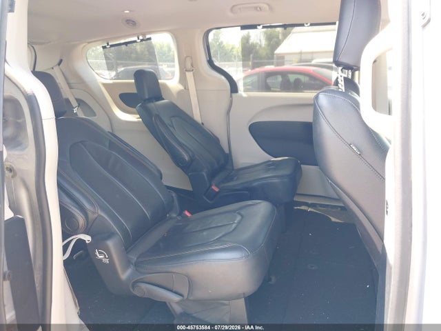 2017 CHRYSLER PACIFICA TOURING-L 8