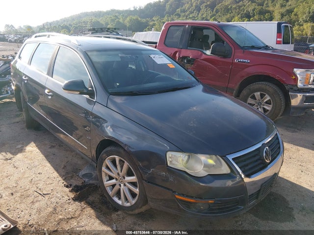 2010 VOLKSWAGEN PASSAT KOMFORT