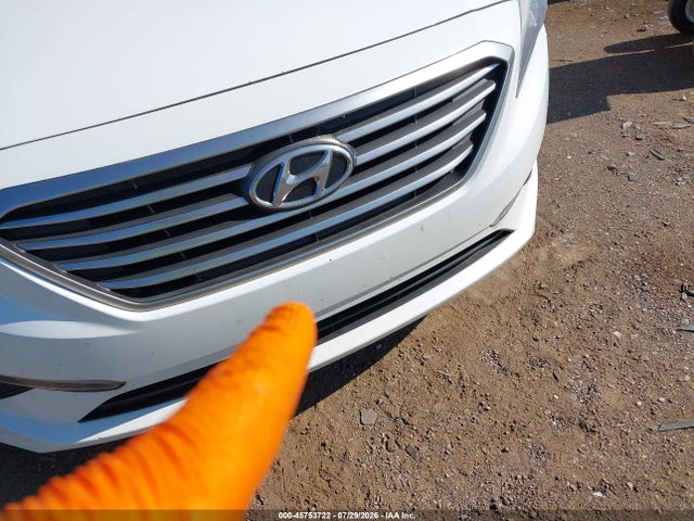 2015 Hyundai SONATA SE — миниатюра 12