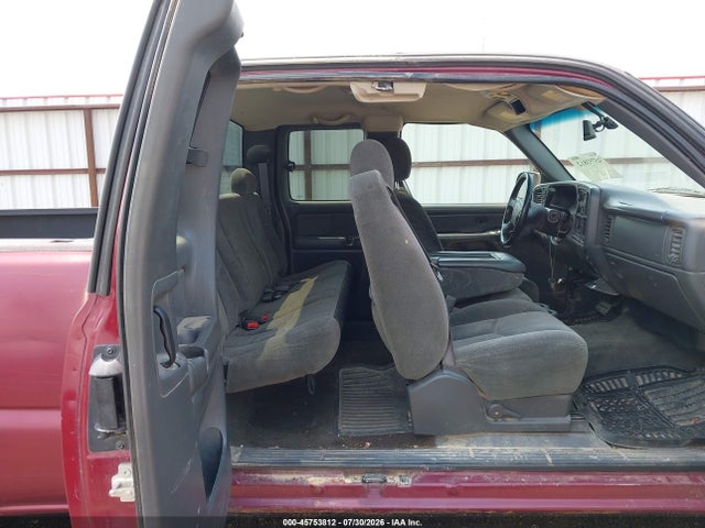 صورة 8 لـ 2005 Chevrolet SILVERADO 1500 LS