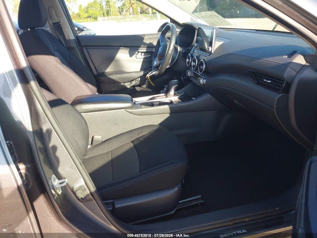 2021 NISSAN SENTRA SV XTRONIC CVT 5