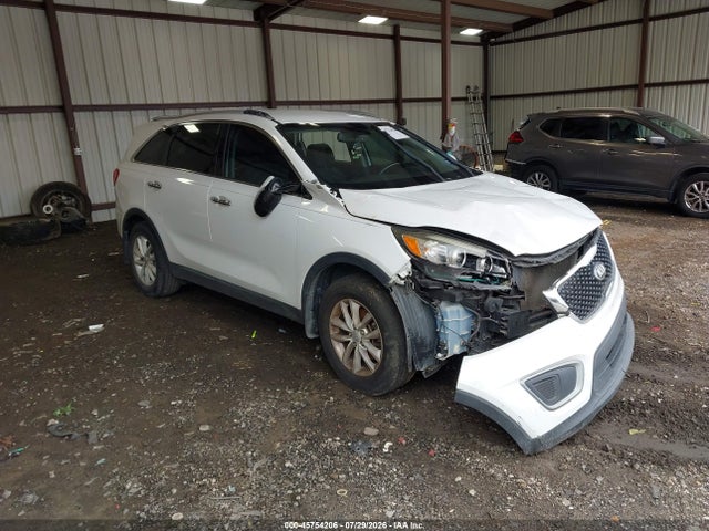 2016 KIA SORENTO 2.4L LX