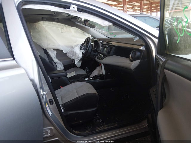 2018 TOYOTA RAV4 XLE 5