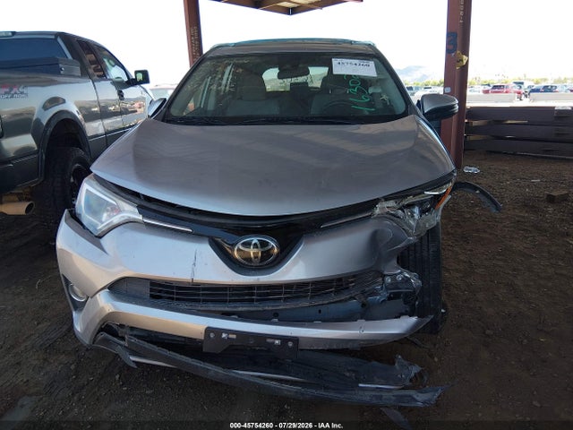2018 TOYOTA RAV4 XLE 6