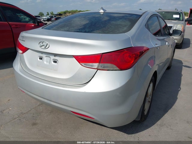 صورة 6 لـ 2013 Hyundai ELANTRA GLS
