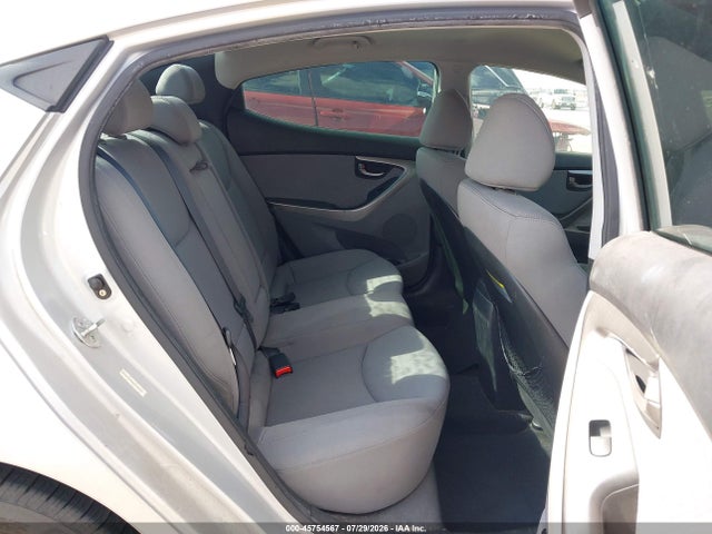 صورة 8 لـ 2013 Hyundai ELANTRA GLS