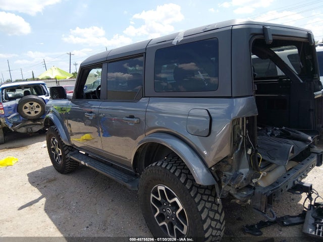 2022 FORD BRONCO OUTER BANKS 3