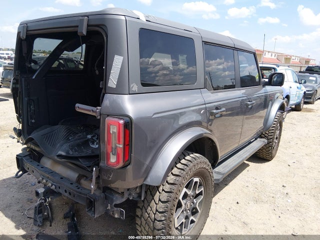 2022 FORD BRONCO OUTER BANKS 4