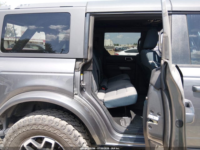 2022 FORD BRONCO OUTER BANKS 8