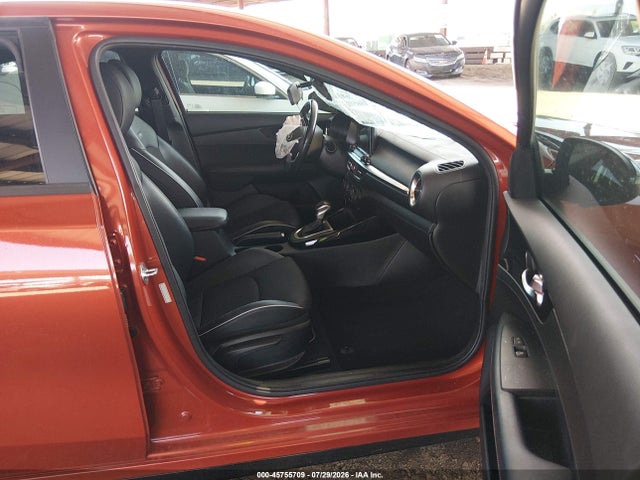2021 KIA FORTE GT-LINE 5