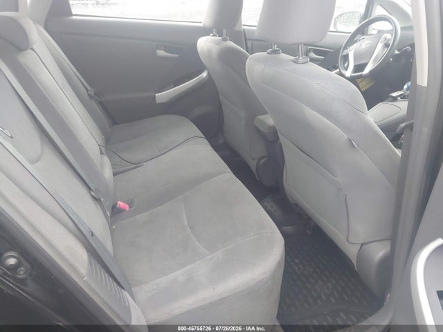 صورة 8 لـ 2010 Toyota PRIUS II