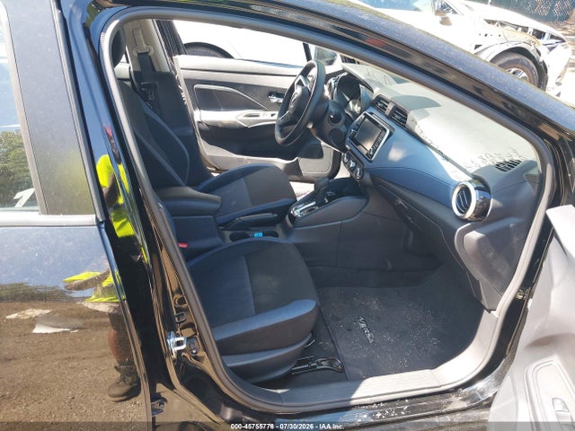 2025 Nissan VERSA 1.6 SV 照片 5