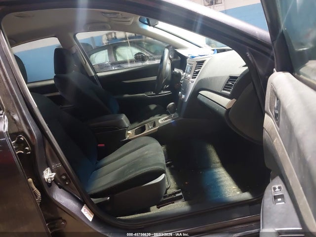 2013 Subaru LEGACY 2.5I PREMIUM — фото 5
