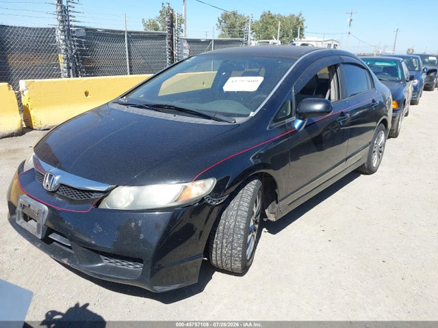 2010 Honda CIVIC LX — фото 2