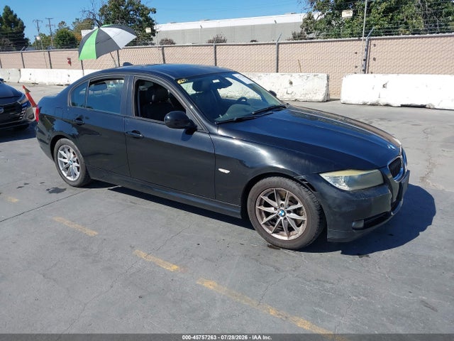 2010 BMW 328I — фото 1