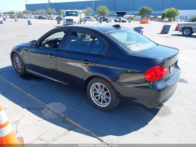2010 BMW 328I — фото 3