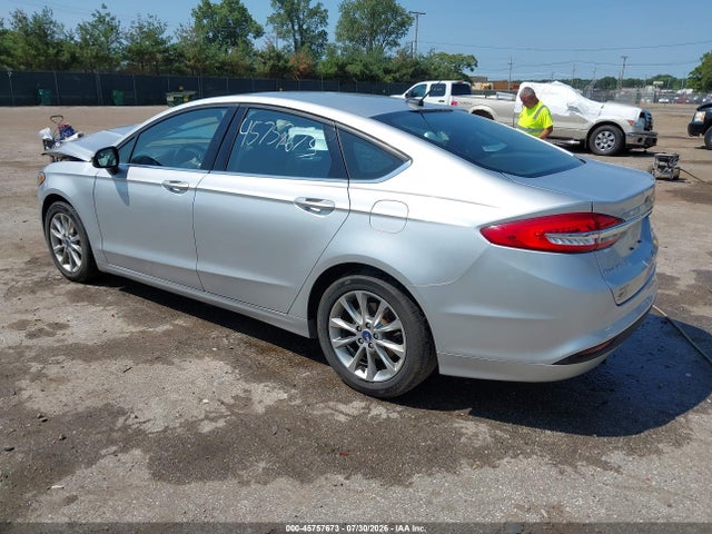 2017 FORD FUSION SE 3