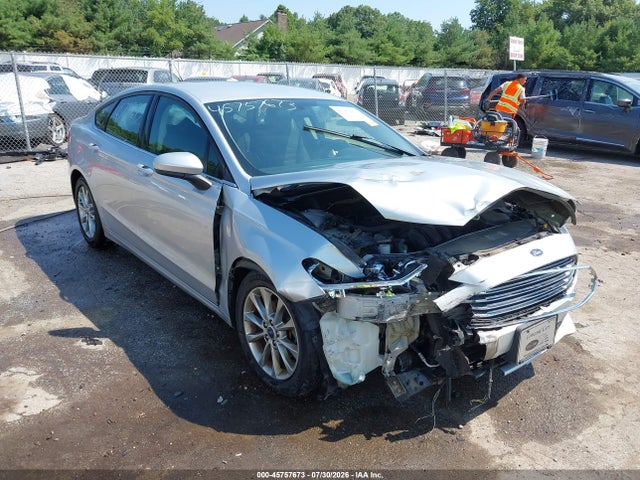 2017 FORD FUSION SE 6