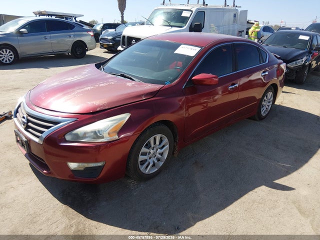 2015 Nissan ALTIMA 2.5 S — фото 2