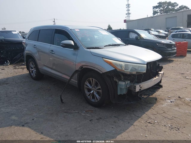 2015 TOYOTA HIGHLANDE XLE V6