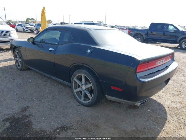 صورة 3 لـ 2014 Dodge CHALLENGER SXT