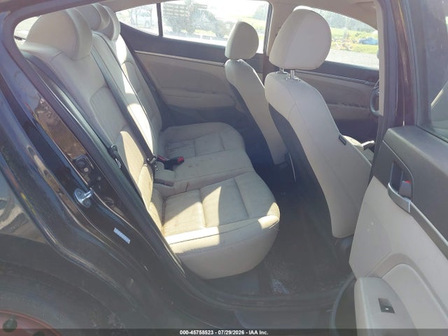 2017 Hyundai ELANTRA SE — фото 8